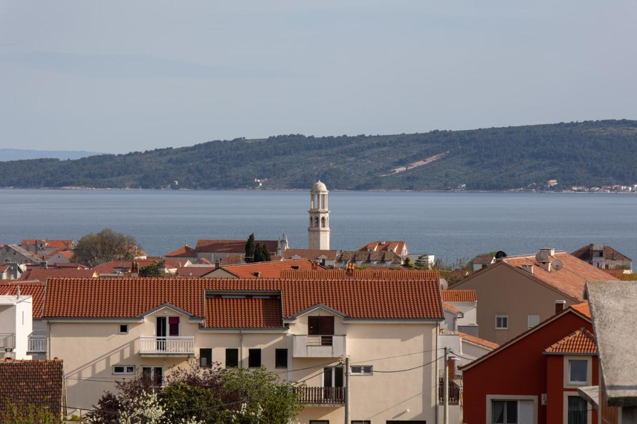 Rooftop New Castel 2023 Kaštela Buitenkant foto